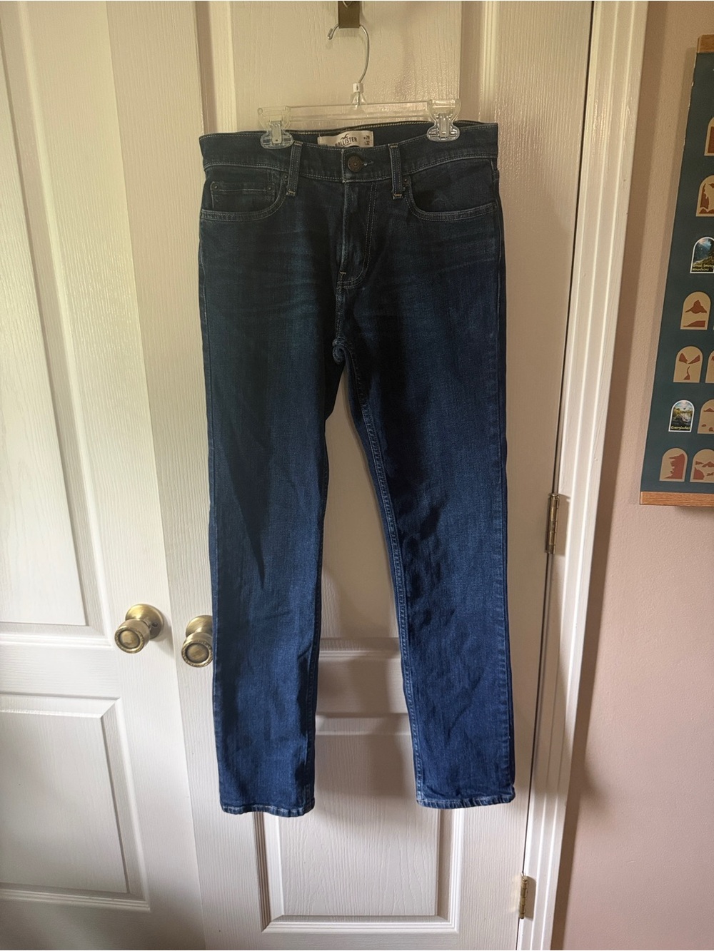 Hollister Men's Dark Blue Classic Straight Jeans
